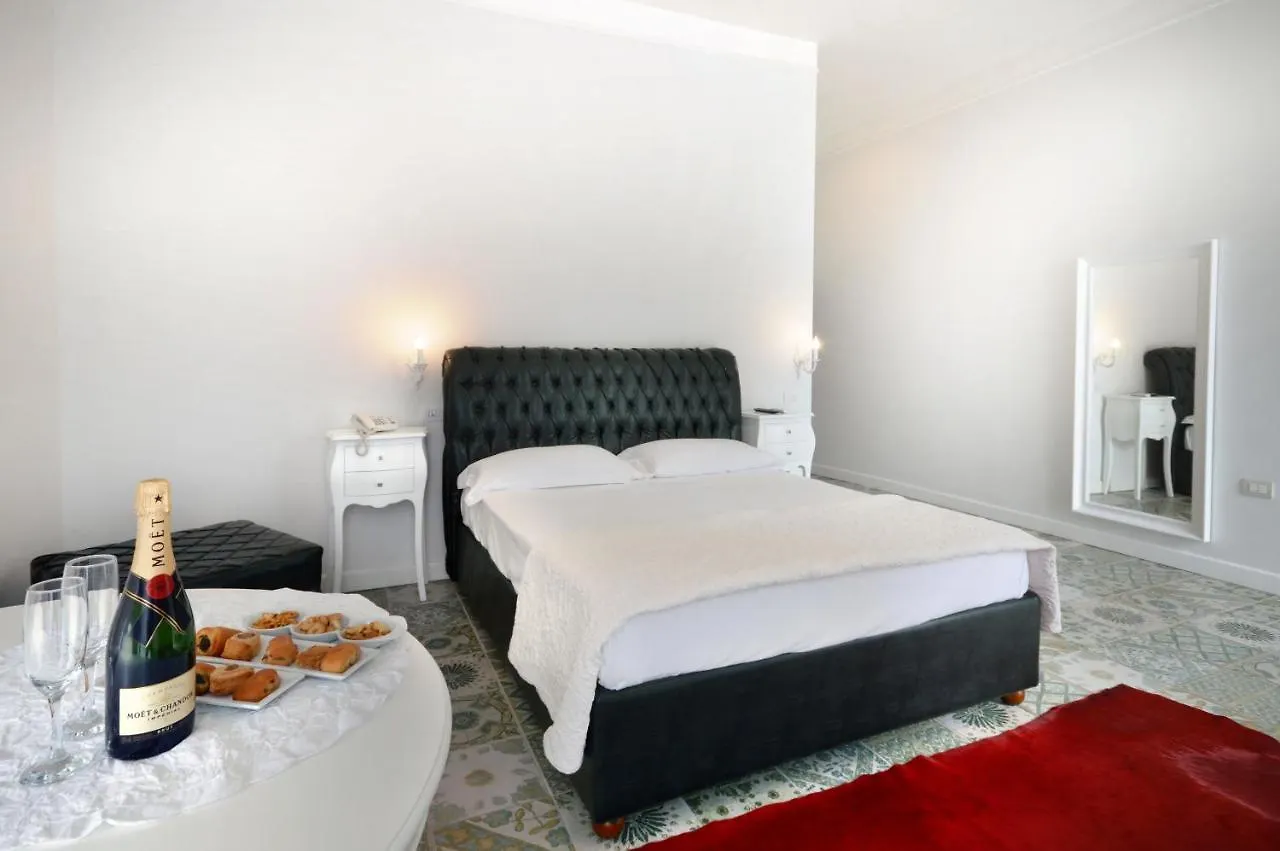 Barbarella Home Неаполь